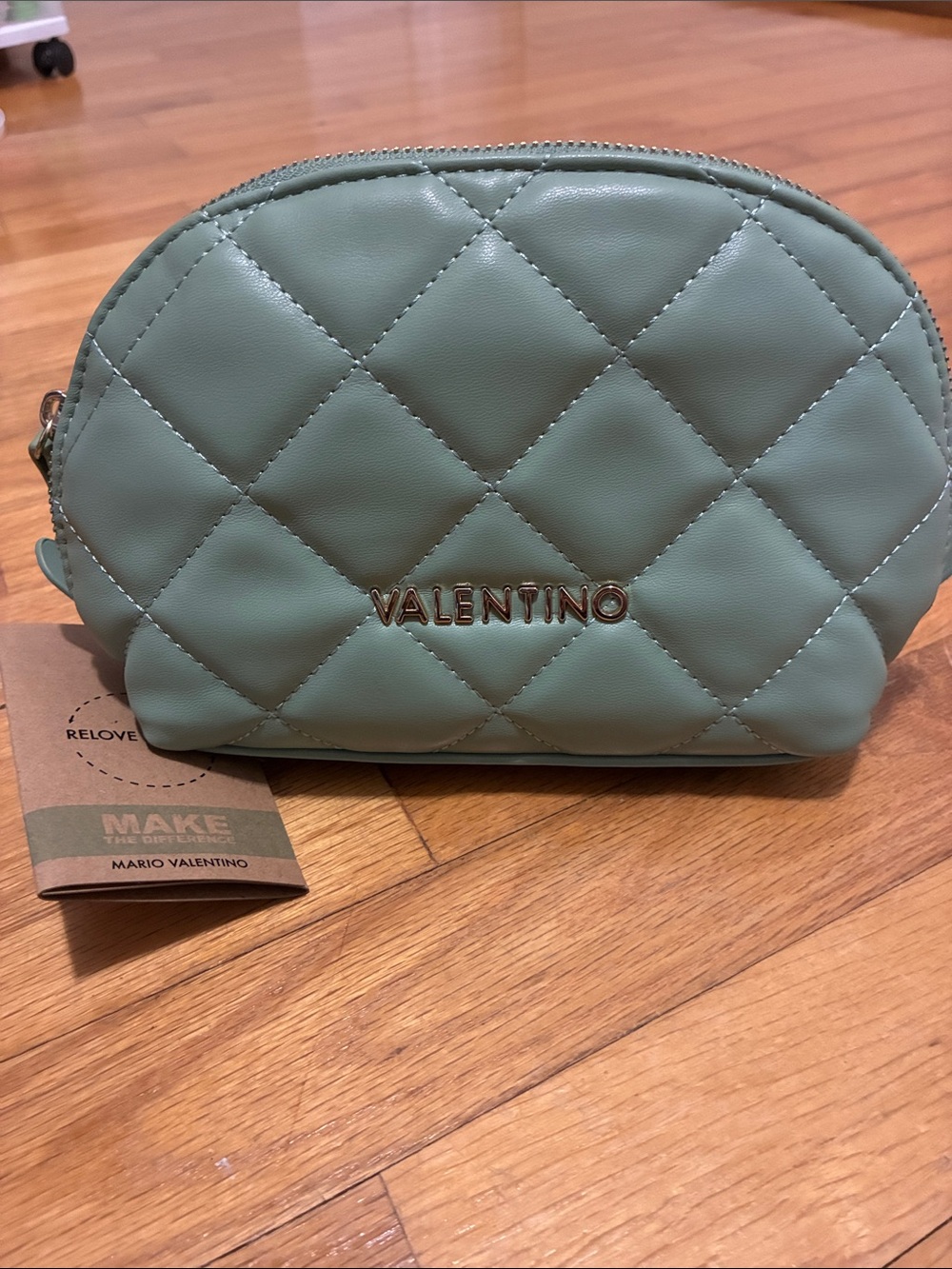 New Authentic Mario Valentino Mint Green Leather clutch cosmetic holder handbag